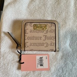 Juicy Couture Wallet in Sandstone.